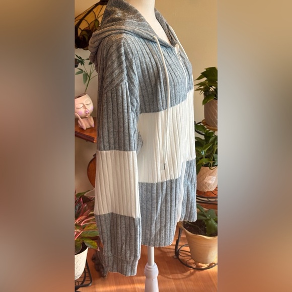New Long Sleeve Full Zipper Hooded Sweater Size XXL Gray And White Polyester - Picture 5 of 14